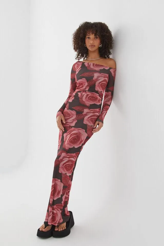 Scarlett Off Shoulder Maxi Dress