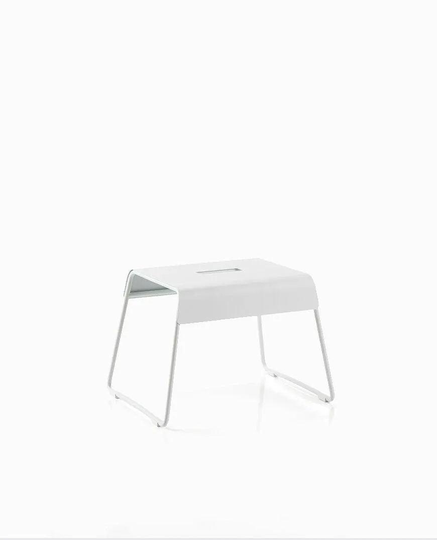 Zone A-Stool - white