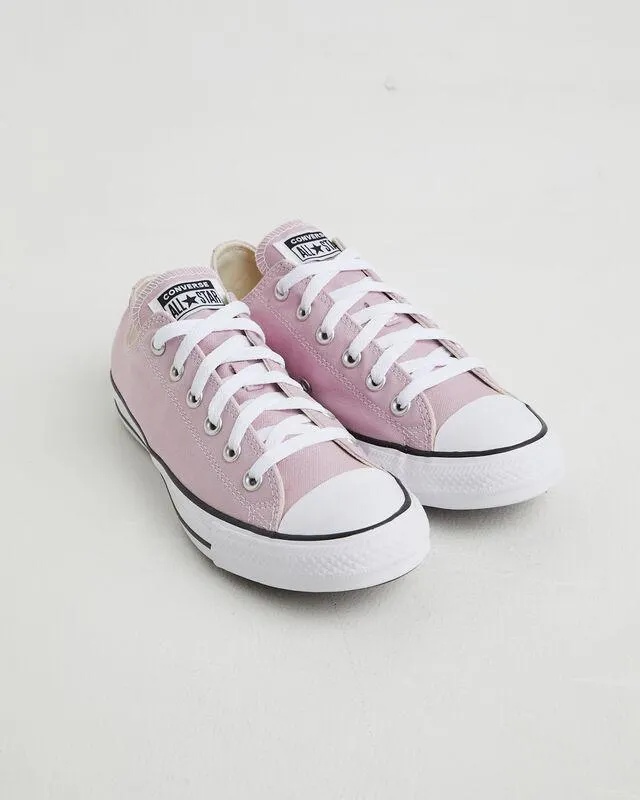 Chuck Taylor All Star Low Sneakers in Phantom Violet