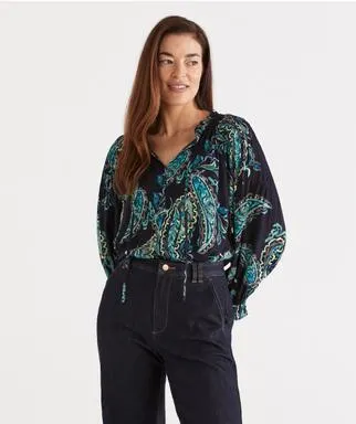 LINEN SEAM DETAIL BLOUSE