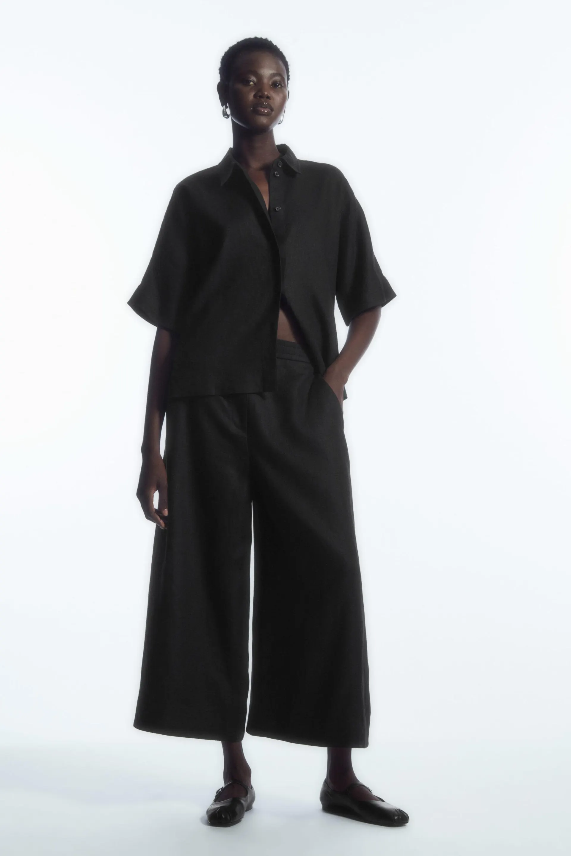 EXAGGERATED LINEN CULOTTES