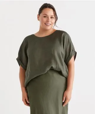 Red Abstract Print Turn Back Tee