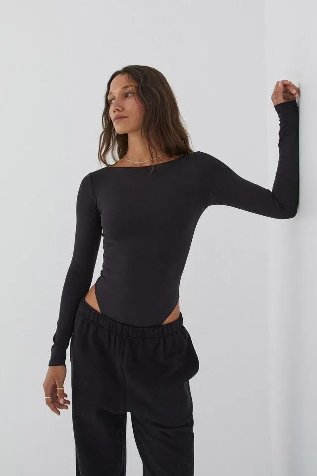 Luxe Backless Long Sleeve Bodysuit