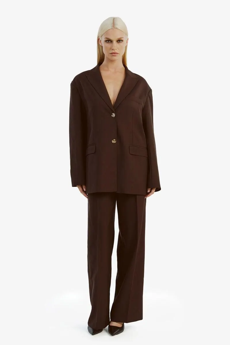 joni oversized blazer in dark chocolate