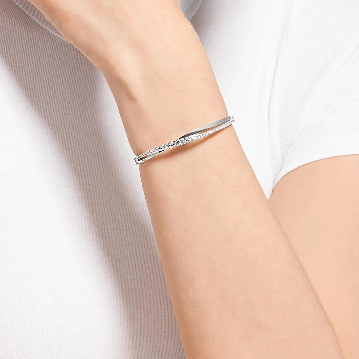 Twist Bangle (Lengte: 18.00-19.50 cm)