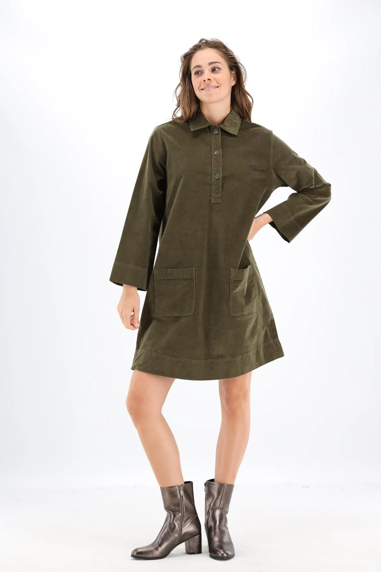 Kaki korte corduroy jurk