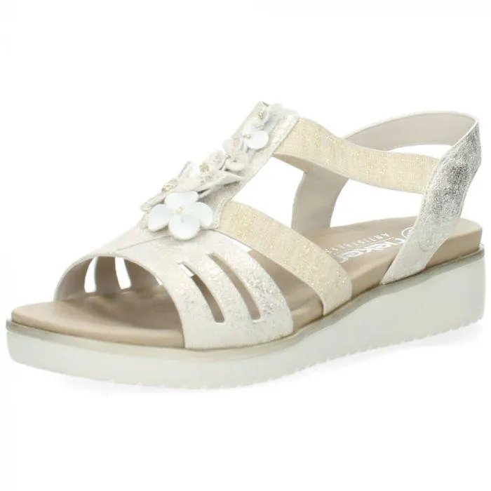 Beige sandalen