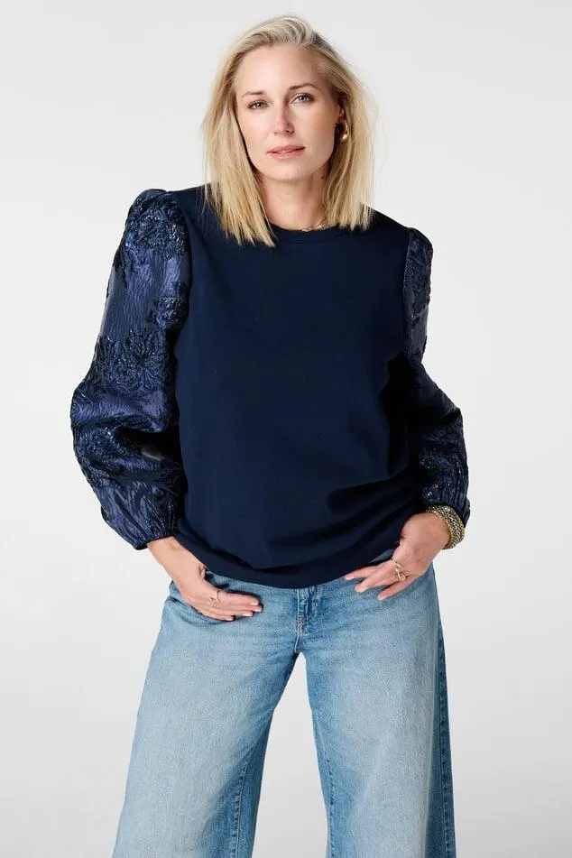 Sweater met jacquard mouwen