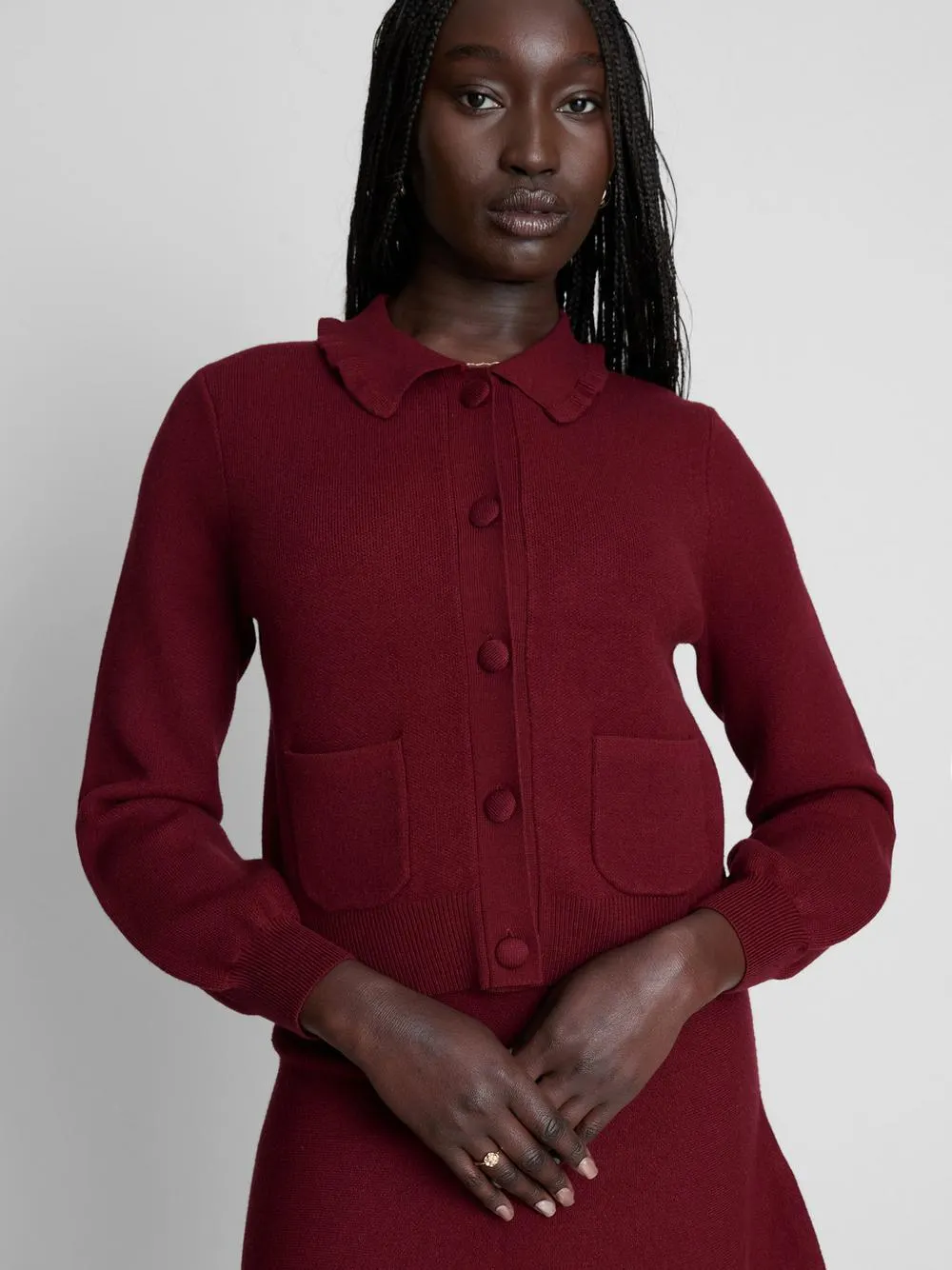 Cardigan con colletto con volant