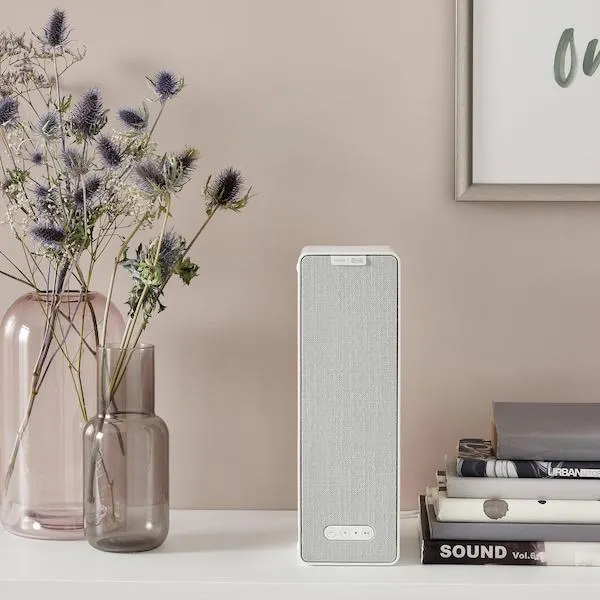 WiFi bookshelf speaker, white smart/gen 2