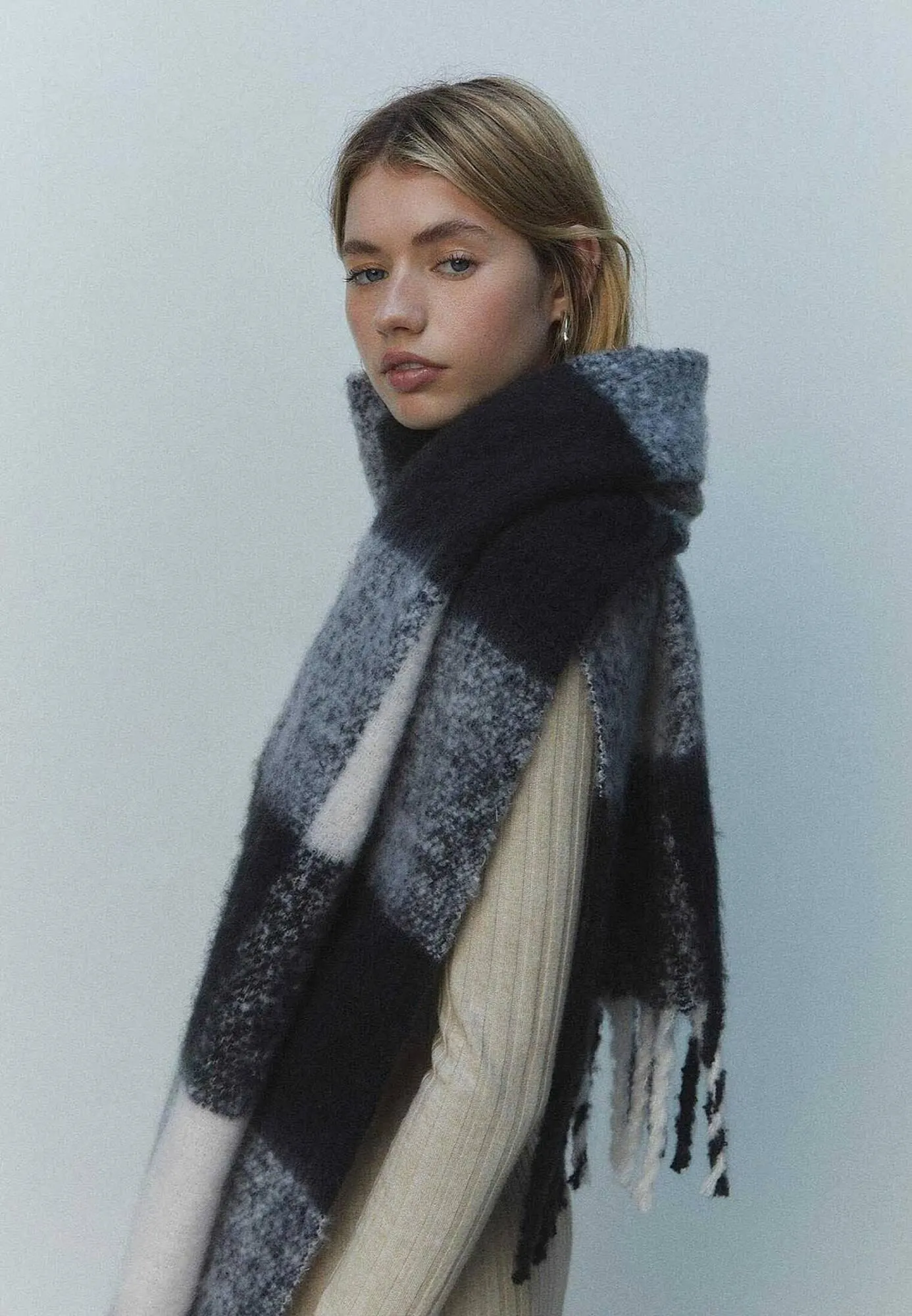 Stradivarius folder van 16 november tot 12 december 2023 - folder pagina 11