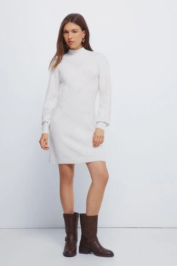 Vestido corto punto cable knit