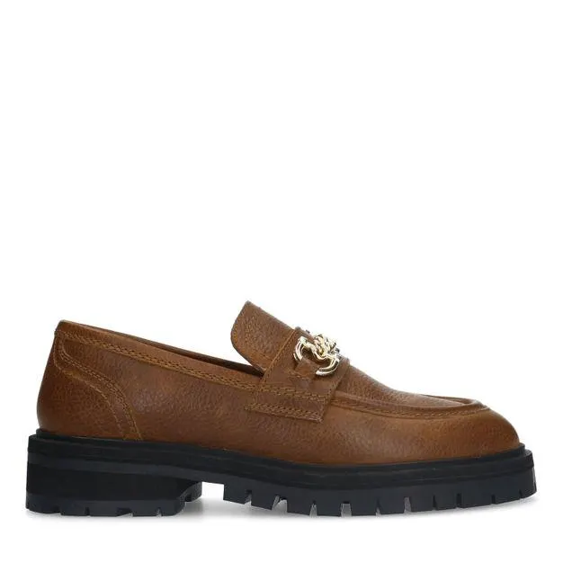 Cognac leren loafers met goudkleurige chain