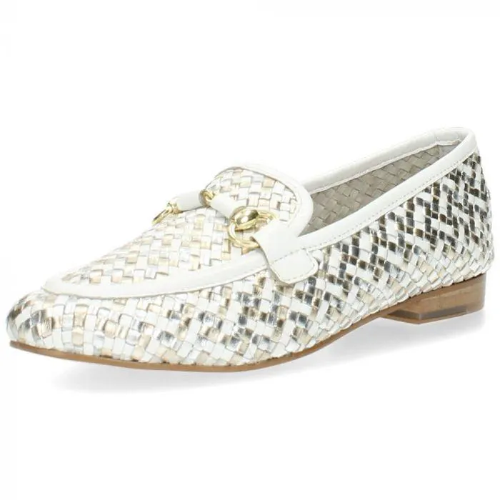 Witte mocassins