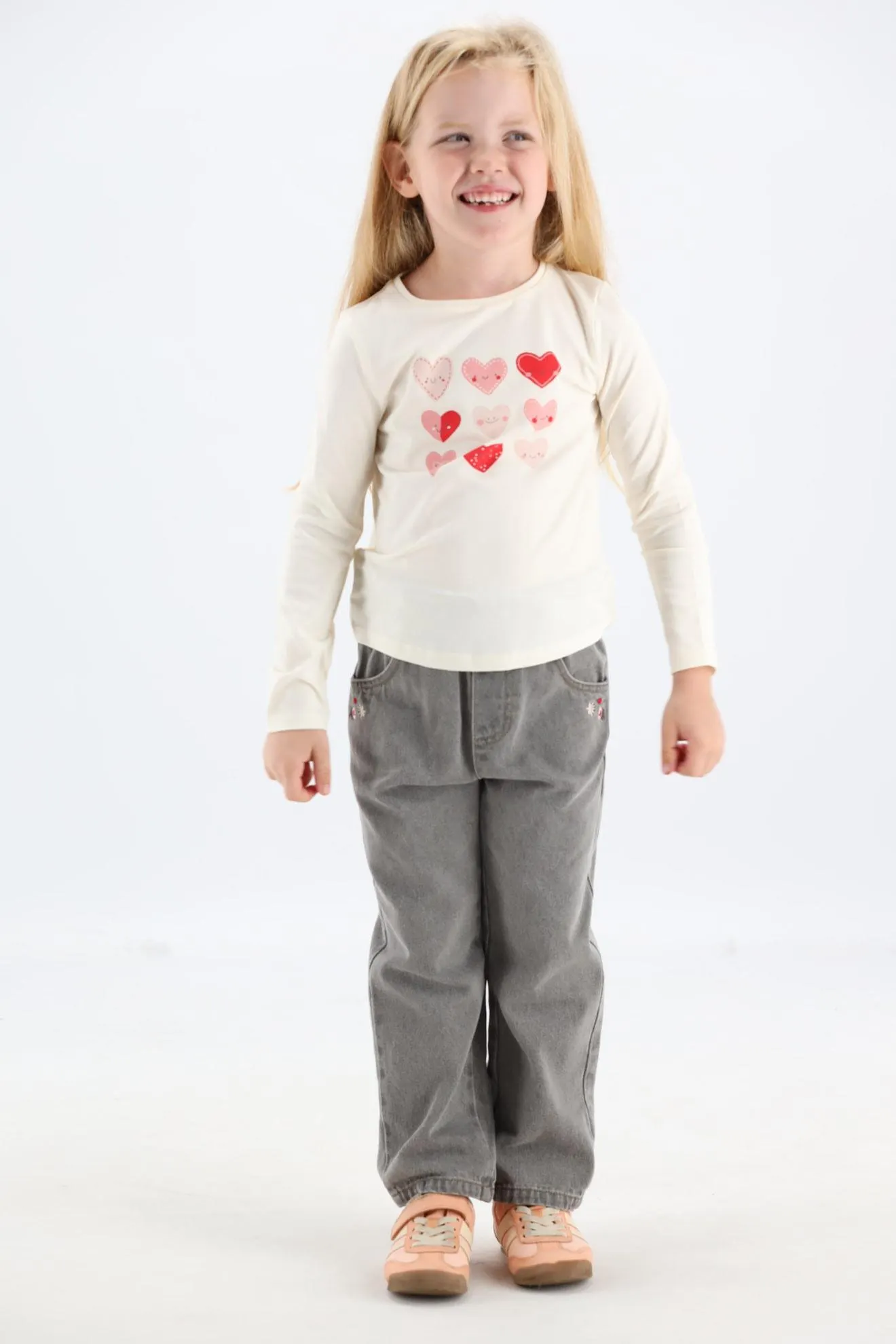 Ecru T-shirt lange mouw met hartjes