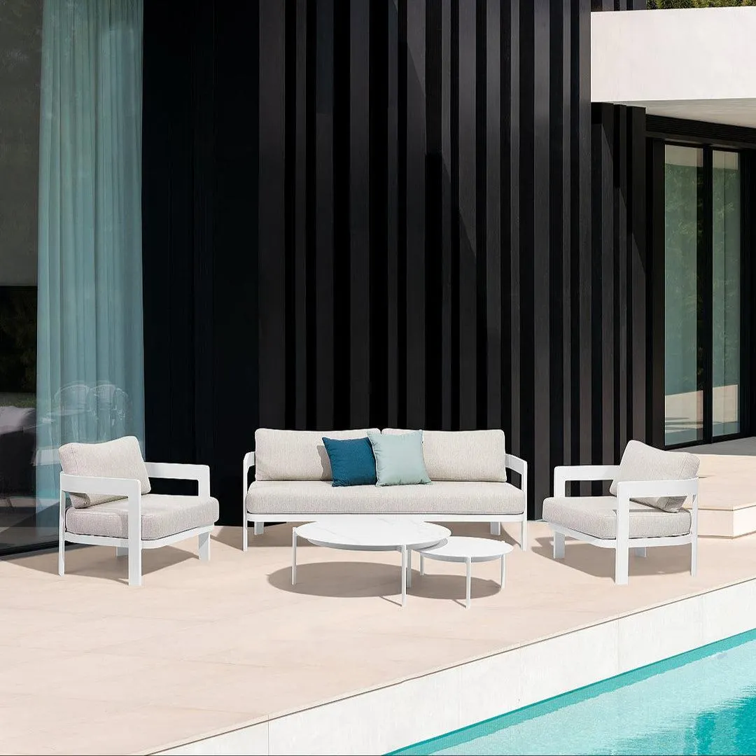 Domani loungeset in wit aluminium en all-weather kussens showroommodel