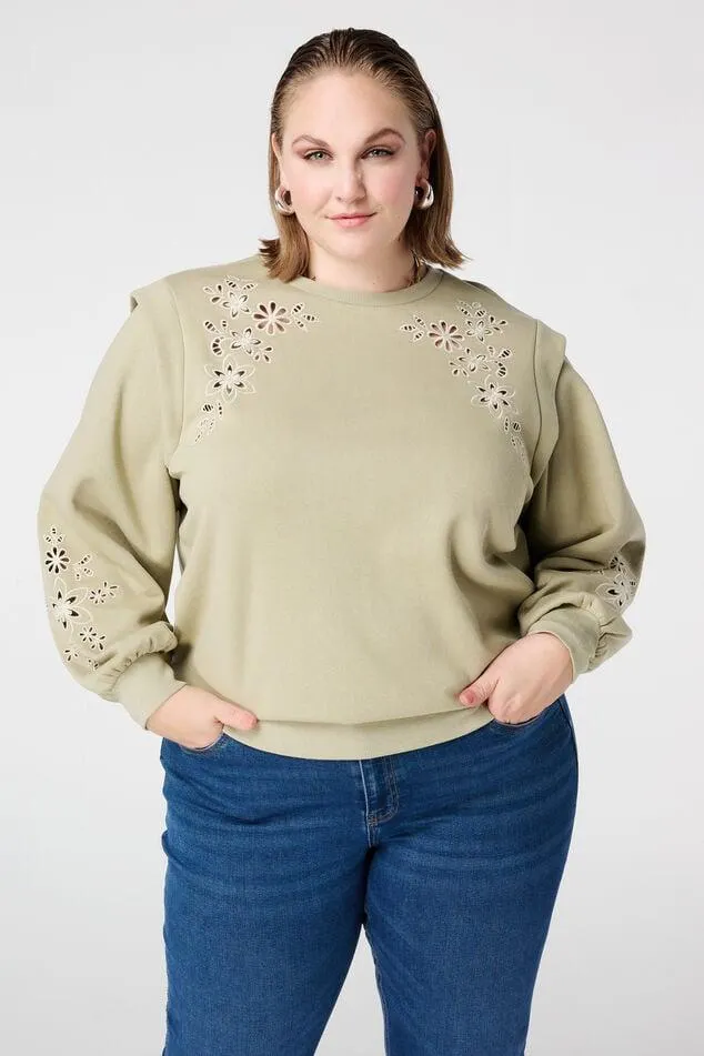 Sweater met opengewerkt borduursel