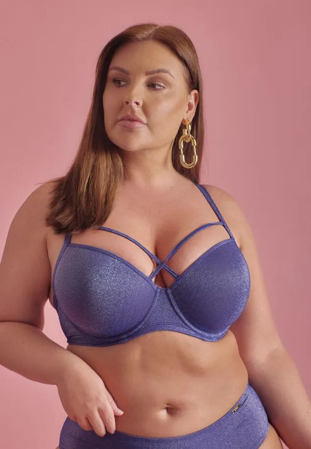 Voorgevormde bikinitop