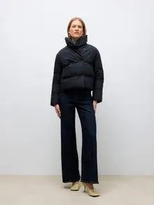 AWUMAMI Puffer jacket