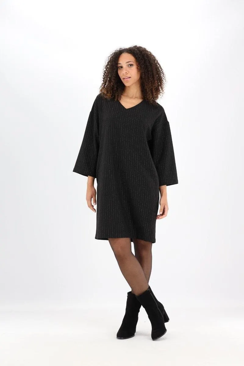 Zwarte jurk met zilver strepen