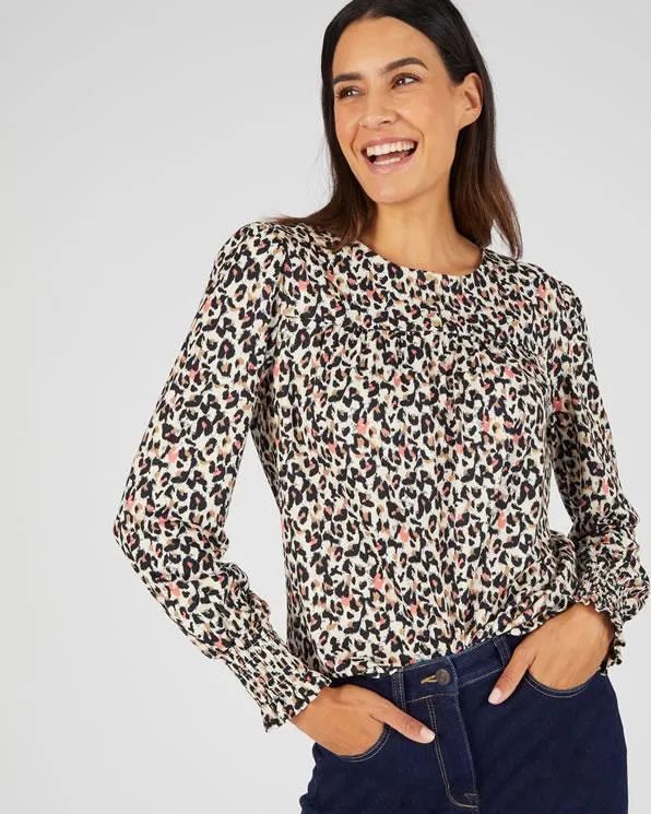 T-shirt van warm tricot met dierenprint