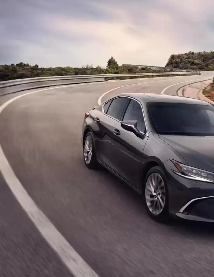 ES MB MY2 van 30 januari tot 31 mei 2025 - folder pagina 12