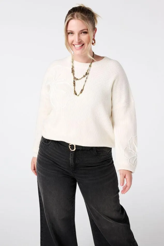 Trui met geborduurde bloemen