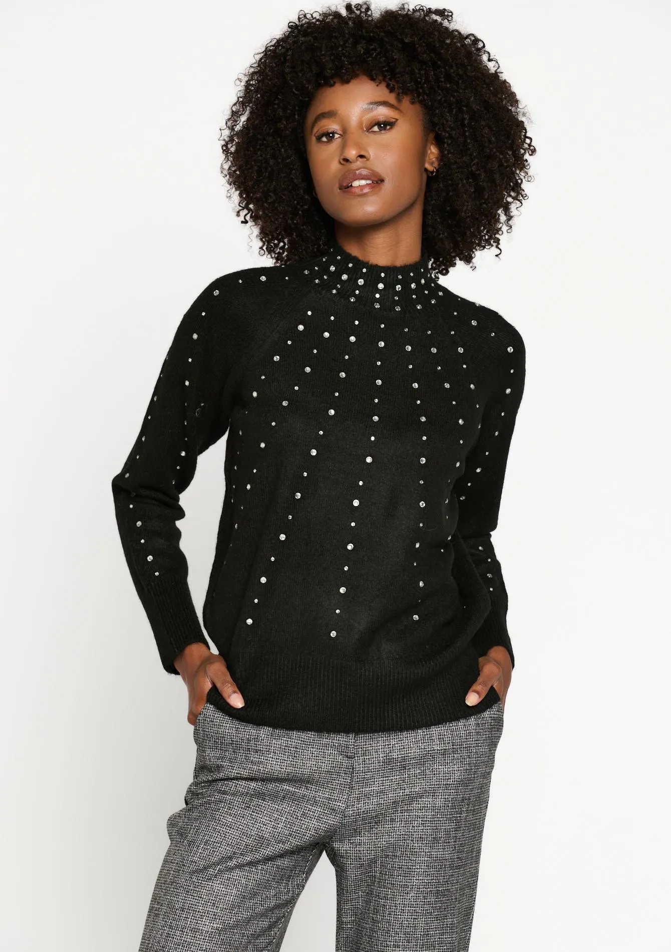 Turtleneck with diamonds
