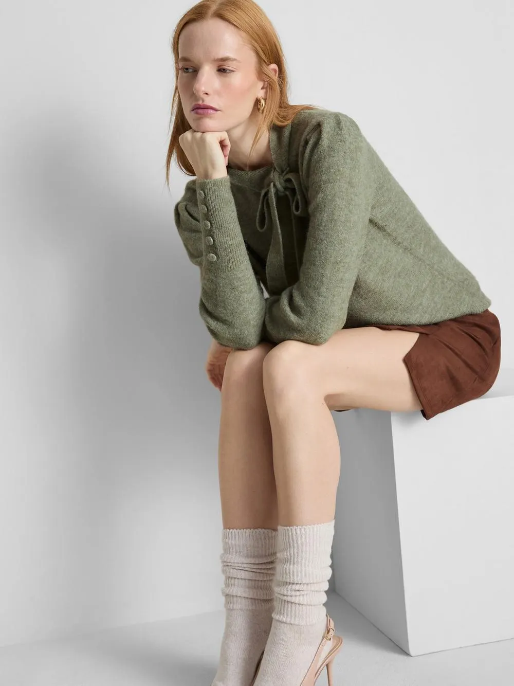 Pull en maille avec col à nouer