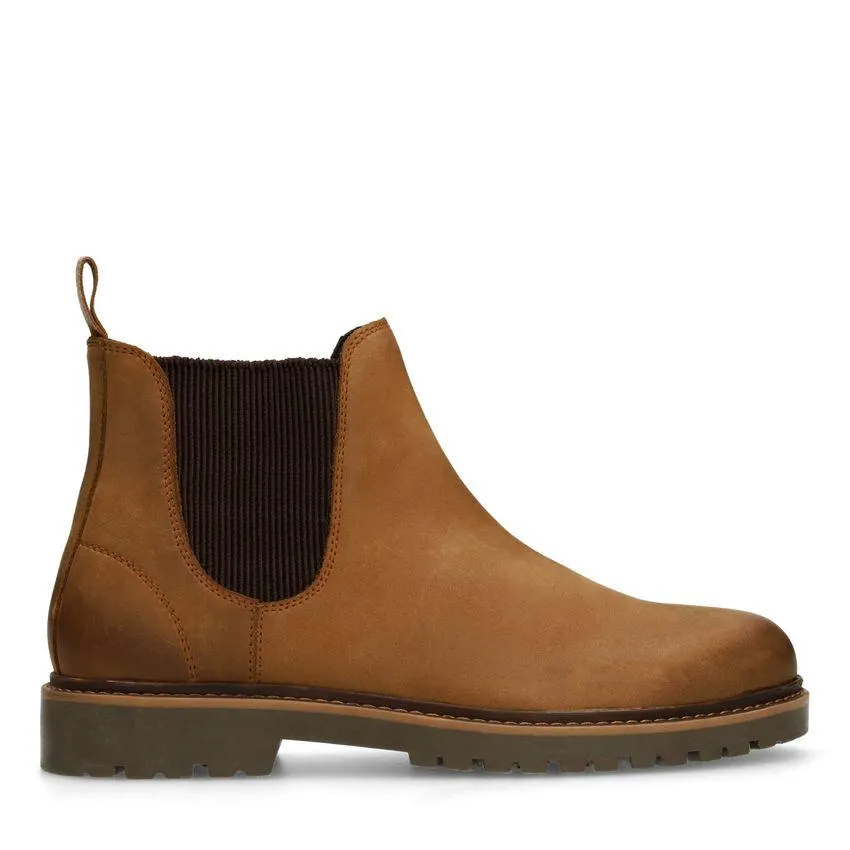 Cognac nubuck chelsea boots