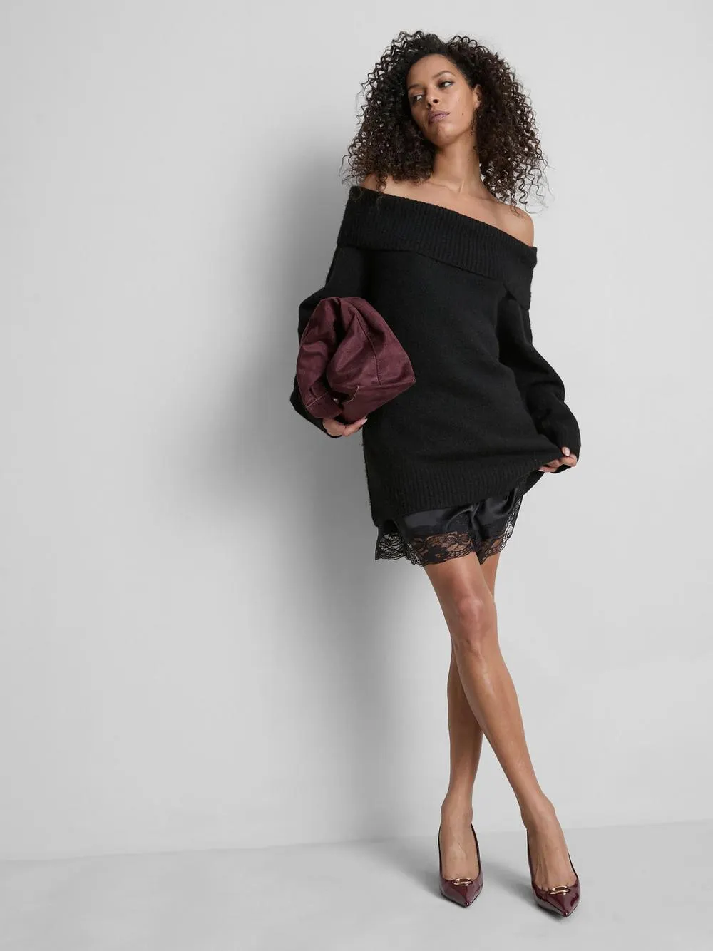 Pull tricoté à encolure bateau