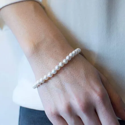 Armband in zilver, parels van 6 mm