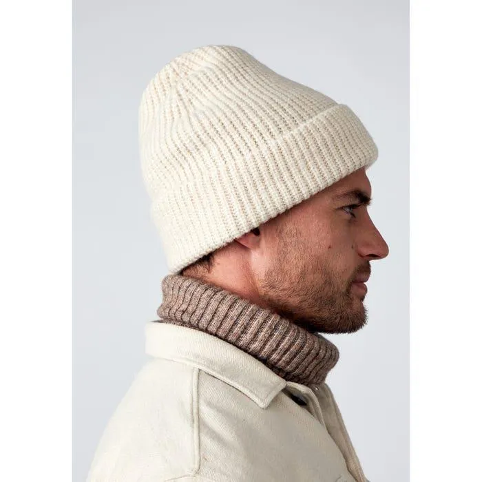 Effen muts brede boord