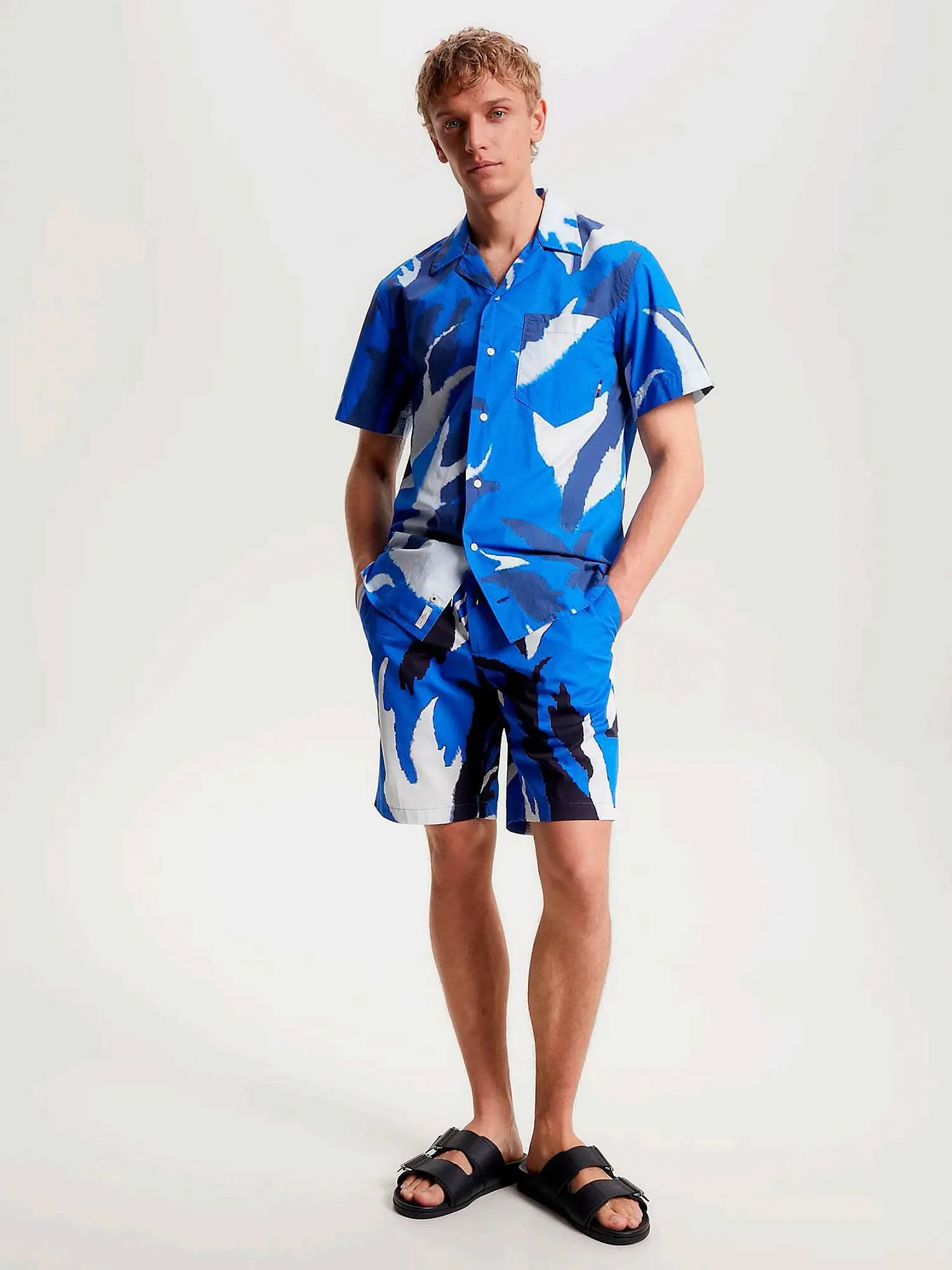 Tommy Hilfiger folder van 23 juni tot 8 augustus 2023 - folder pagina 11