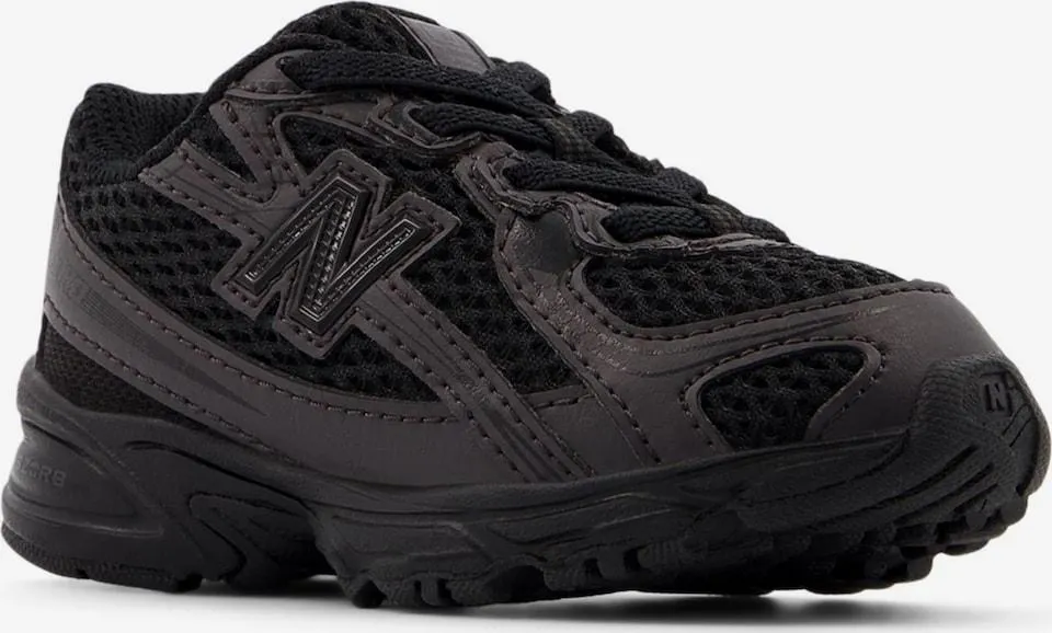 new balance Sneakers in Zwart