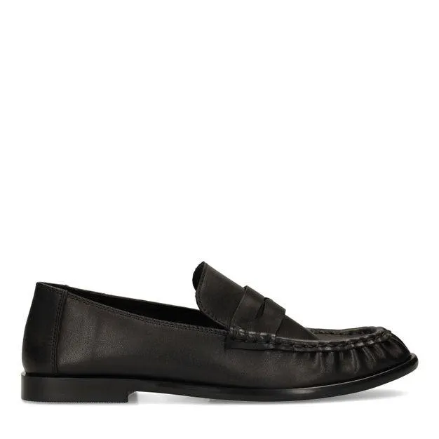 Zwarte leren loafers