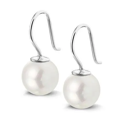 Oorbellen in zilver, hangende parel
