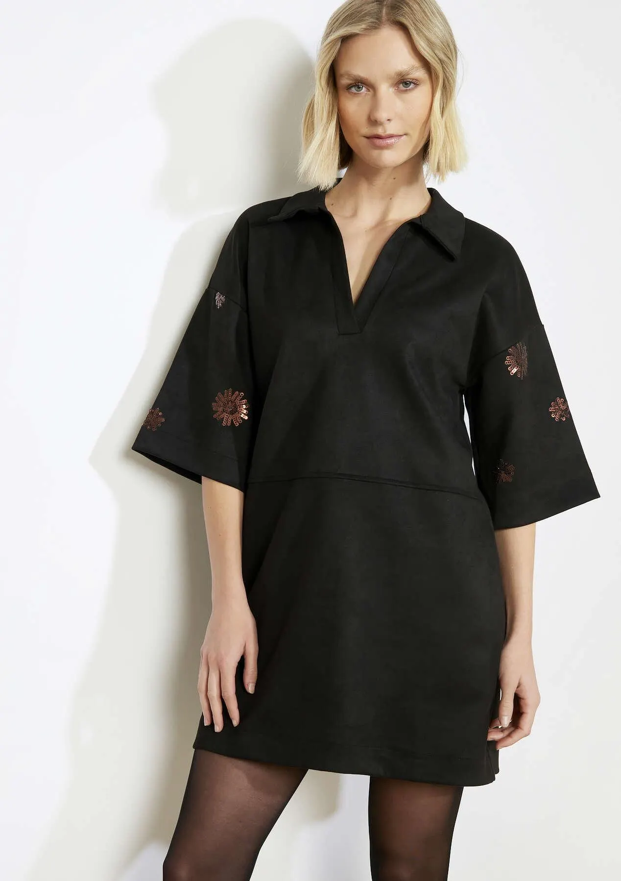 Straight suedette dress