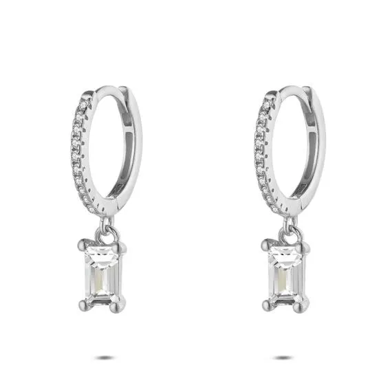 Oorbellen in zilver met rechthoekige hanger