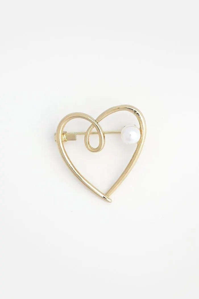 Broche hartje met parel