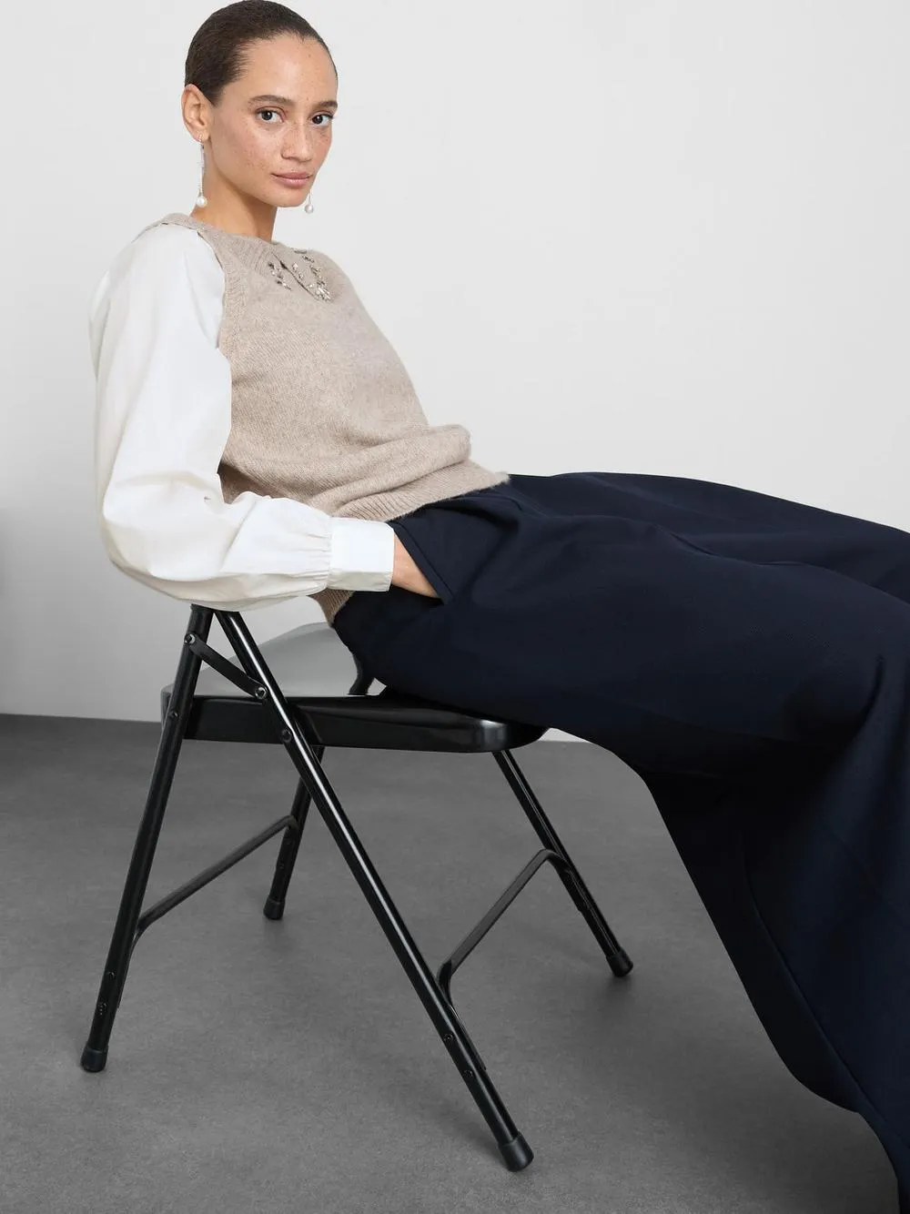 Pull 2 en 1 à col brodé