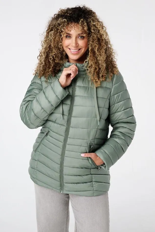 Licht gewatteerde jas