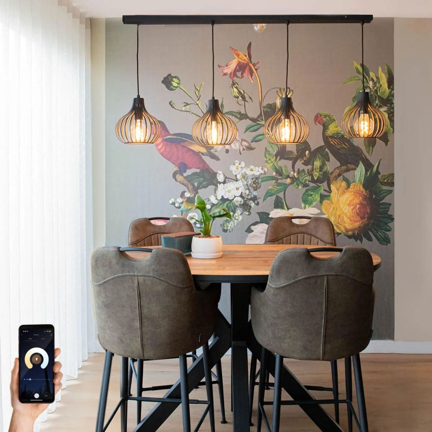 Slimme hanglamp zwart 4-lichts incl. 4 Wifi G95 - Saffira