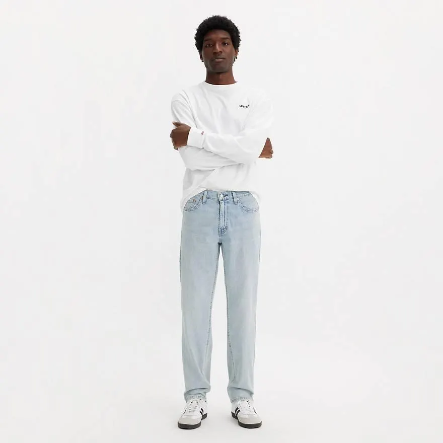 541™ Athletic Taper Jeans