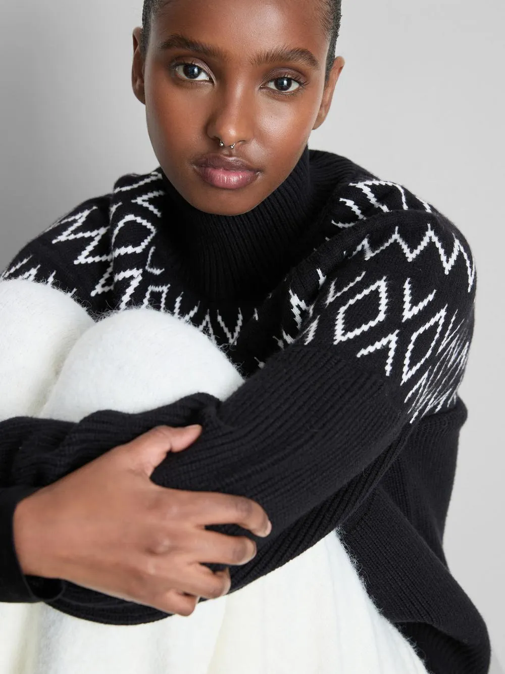 Pull à col roulé avec motif jacquard