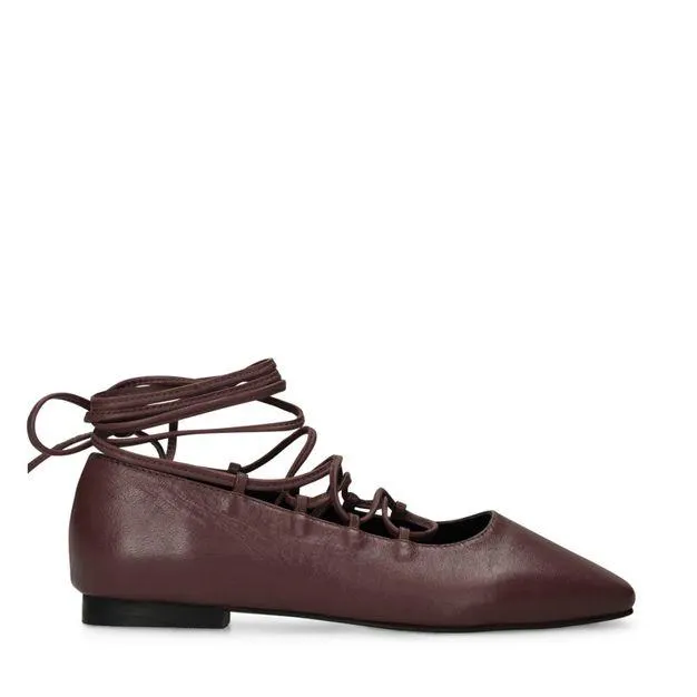 Burgundy leren ballerina's met veters