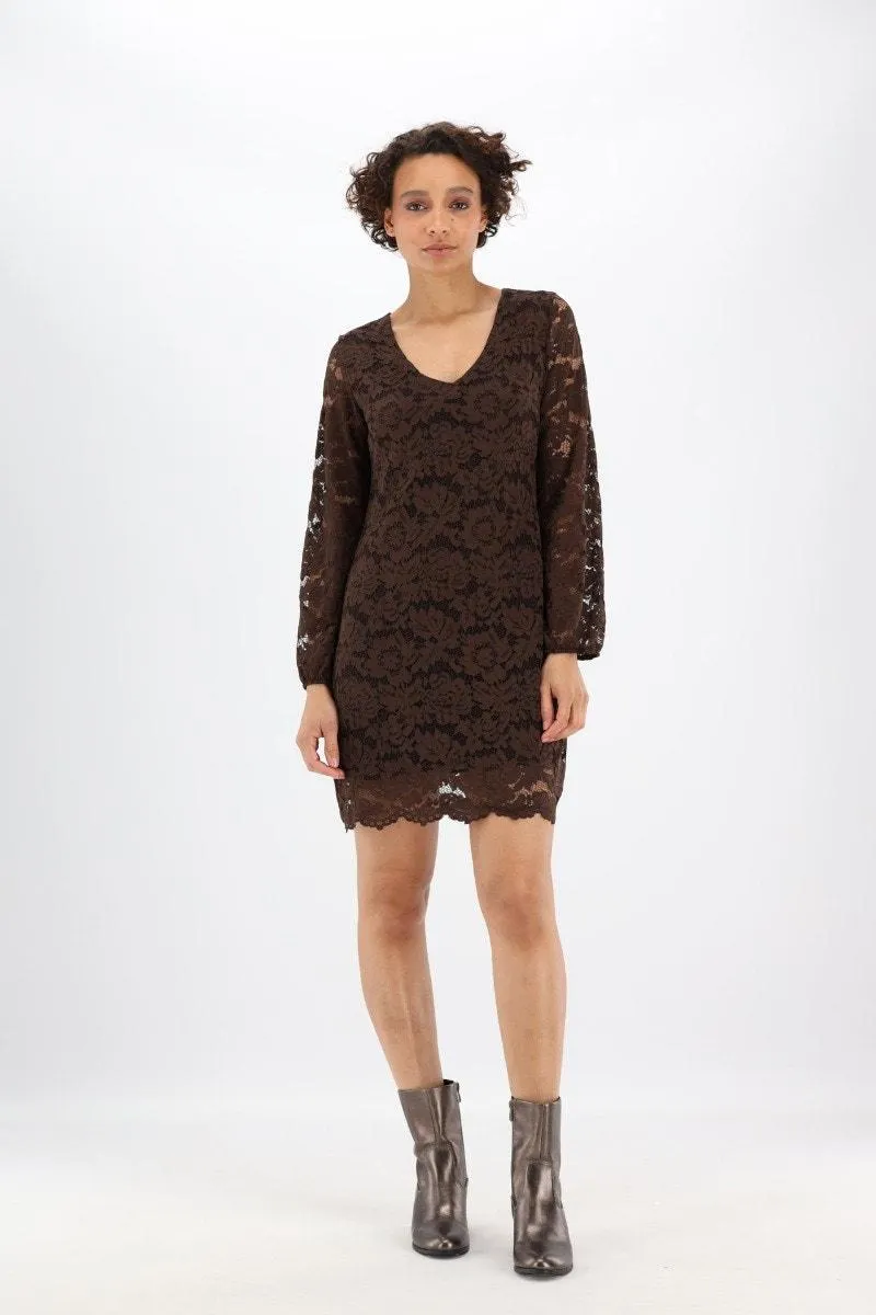 Donkerbruine kanten jurk