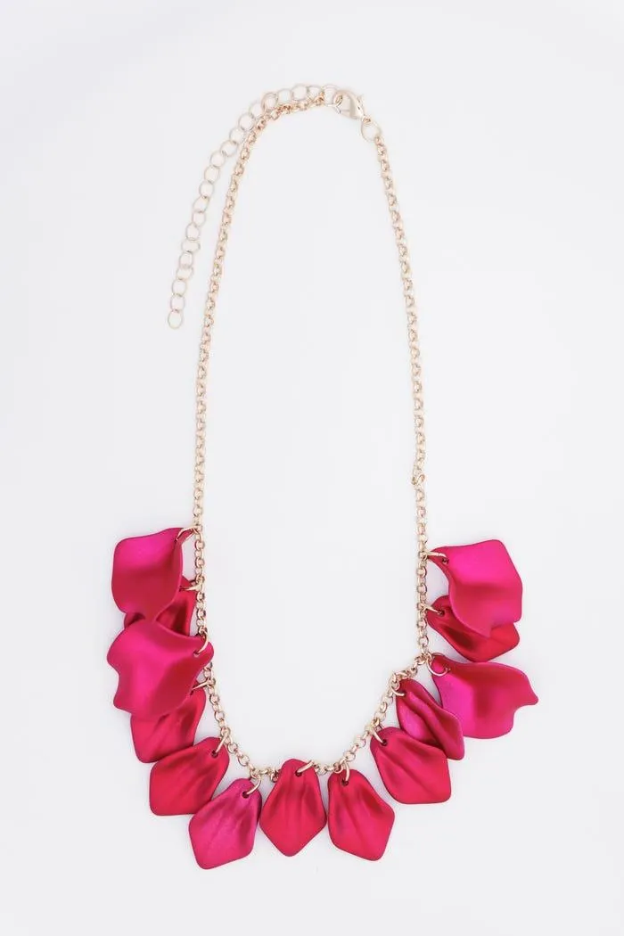 Halsketting met bloemblaadjes