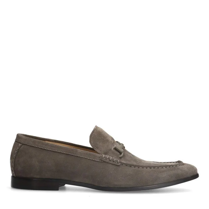 Bruine suède loafers