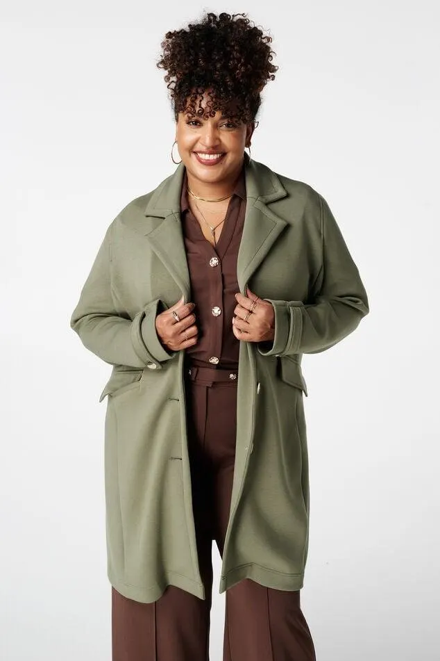 Mantel met knoopsluiting